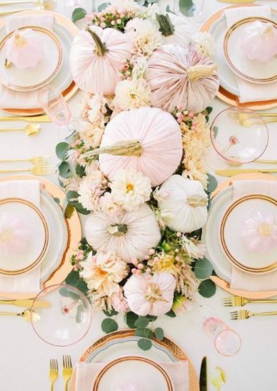 21 Beautiful Pink Thanksgiving Table Ideas for 2023 - Uptown Girl