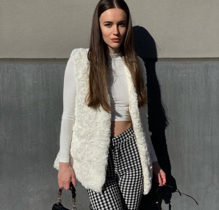 25 Winter Work Outfits to Keep You Warm and Fierce in 2024