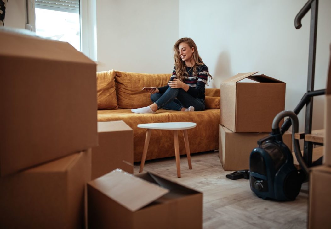 Apartment Packing Hacks to Make Your Move Stress-Free - Uptown Girl