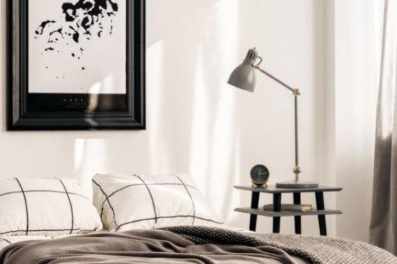 Light Up Your Bedroom: How to Pick the Perfect Lamps - Uptown Girl