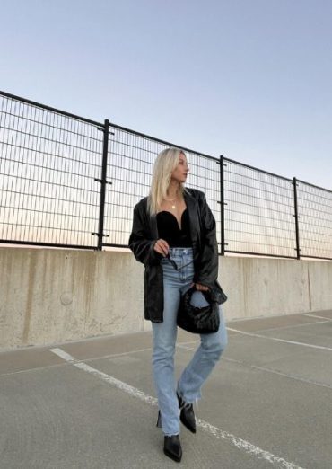 24 Weekend Outfit Ideas to Stay Stylish and Warm in 2023 - Uptown Girl
