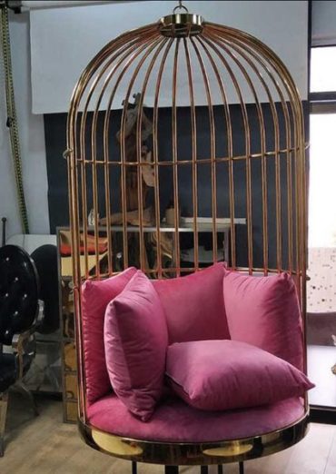 How To Transform Your Home With Charming Birdcages Uptown Girl   How To Decorate With Decorative Birdcages 04 370x522 